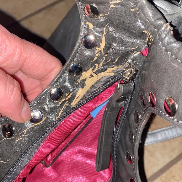 Nicole Lee Convertible CrossBody - Picture 6 of 6